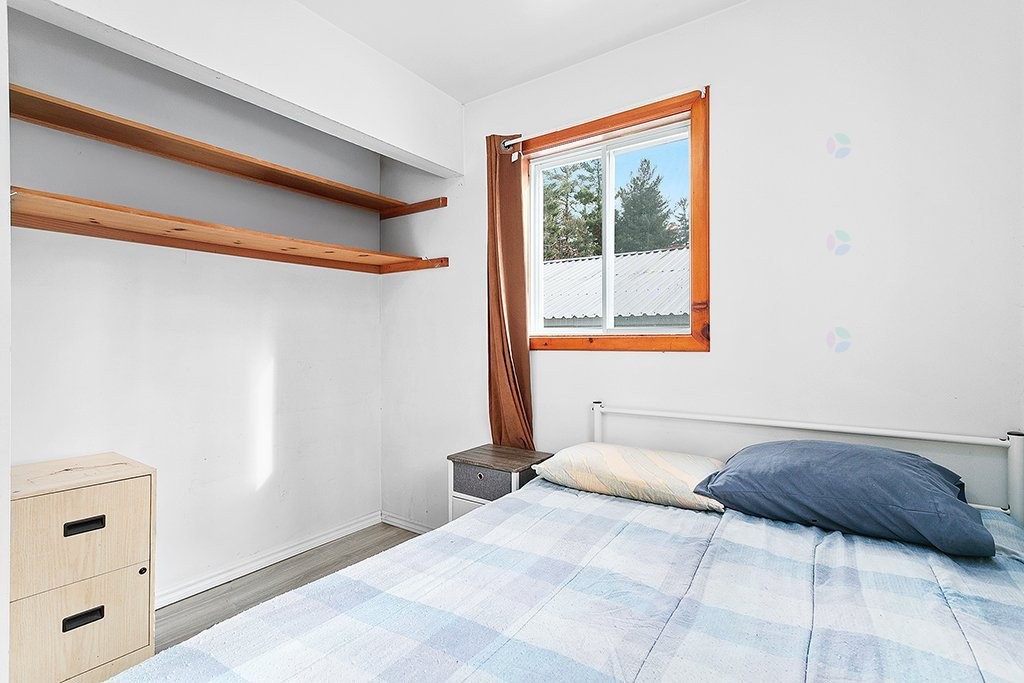 









6


Av. Fernbank

,
Bristol,




QC
J0X1G0

