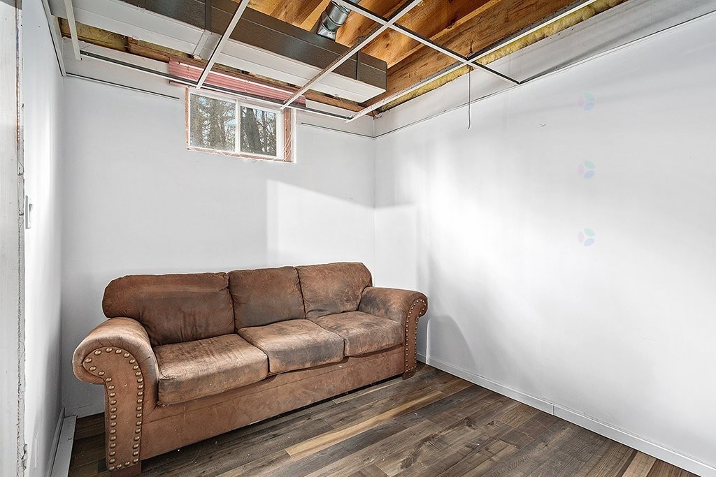 









6


Av. Fernbank

,
Bristol,




QC
J0X1G0

