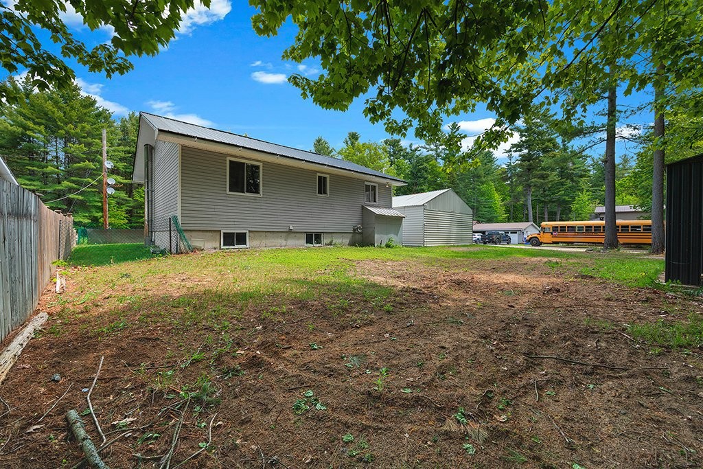 









6


Av. Fernbank

,
Bristol,




QC
J0X1G0

