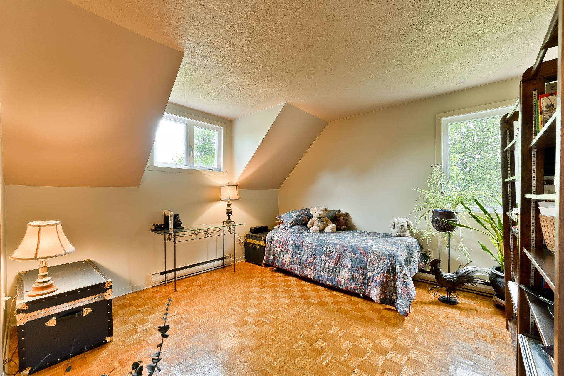 









5148


Ch. Blanchette

,
Sherbrooke (Brompton/Rock Forest/Saint-Élie/Deauville),




QC
J1N0C7

