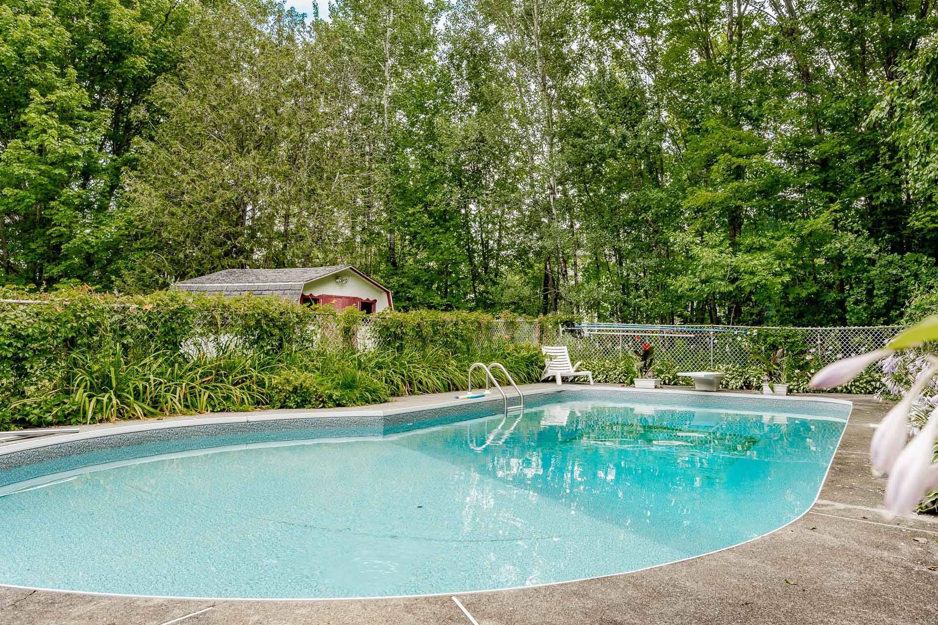 









5148


Ch. Blanchette

,
Sherbrooke (Brompton/Rock Forest/Saint-Élie/Deauville),




QC
J1N0C7

