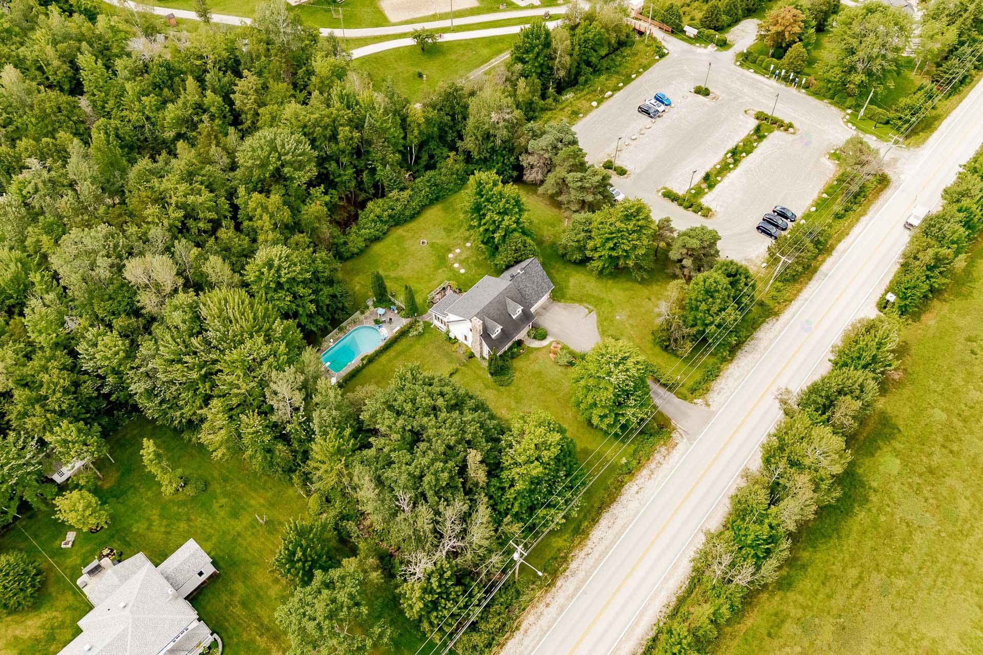 









5148


Ch. Blanchette

,
Sherbrooke (Brompton/Rock Forest/Saint-Élie/Deauville),




QC
J1N0C7

