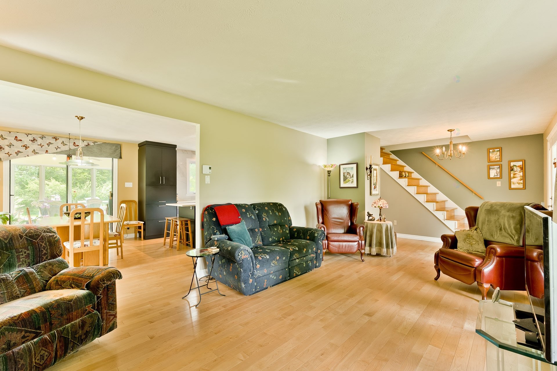 









5148


Ch. Blanchette

,
Sherbrooke (Brompton/Rock Forest/Saint-Élie/Deauville),




QC
J1N0C7

