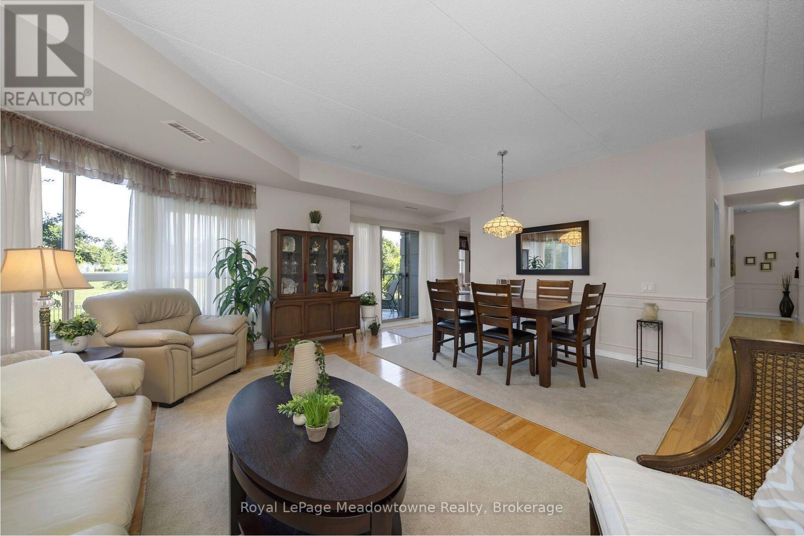 












210 - 2075 AMHERST HEIGHTS DRIVE

,
Burlington (Brant Hills),




Ontario
L7P5B8

