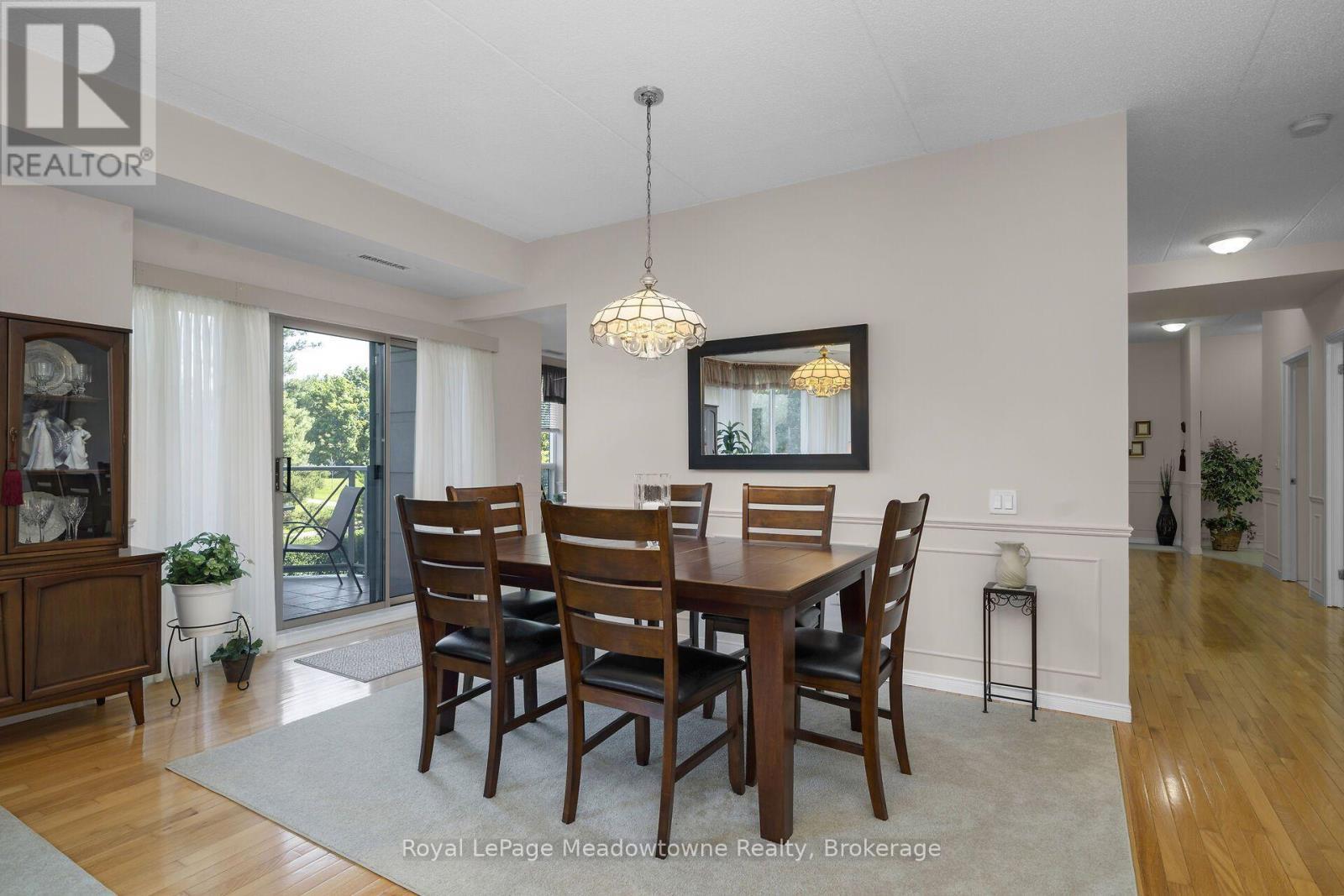 












210 - 2075 AMHERST HEIGHTS DRIVE

,
Burlington (Brant Hills),




Ontario
L7P5B8

