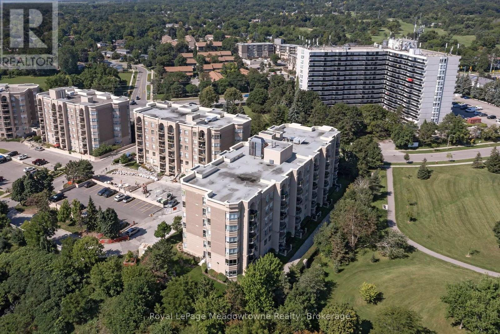 












210 - 2075 AMHERST HEIGHTS DRIVE

,
Burlington (Brant Hills),




Ontario
L7P5B8

