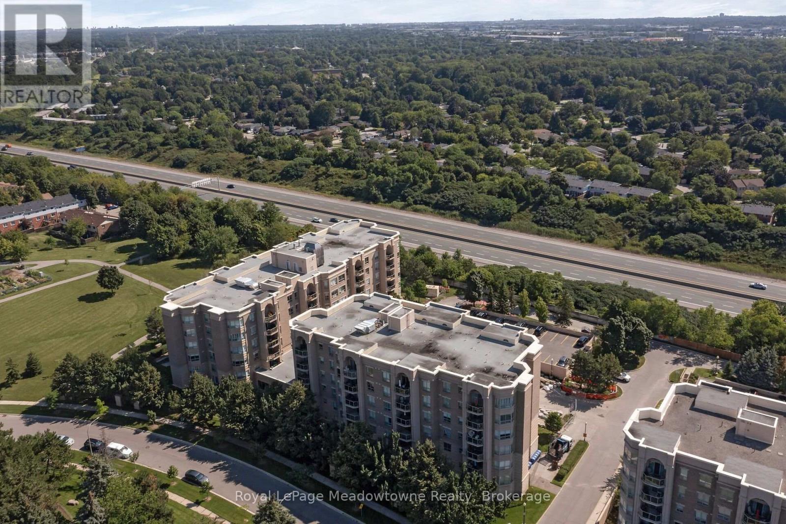 












210 - 2075 AMHERST HEIGHTS DRIVE

,
Burlington (Brant Hills),




Ontario
L7P5B8

