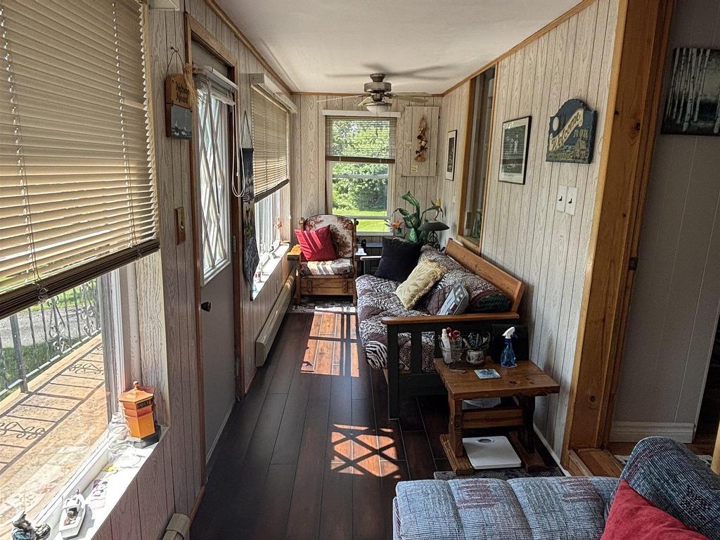 












652 Shore Road

,
Sydney Mines,




NS
B1V 1A1


