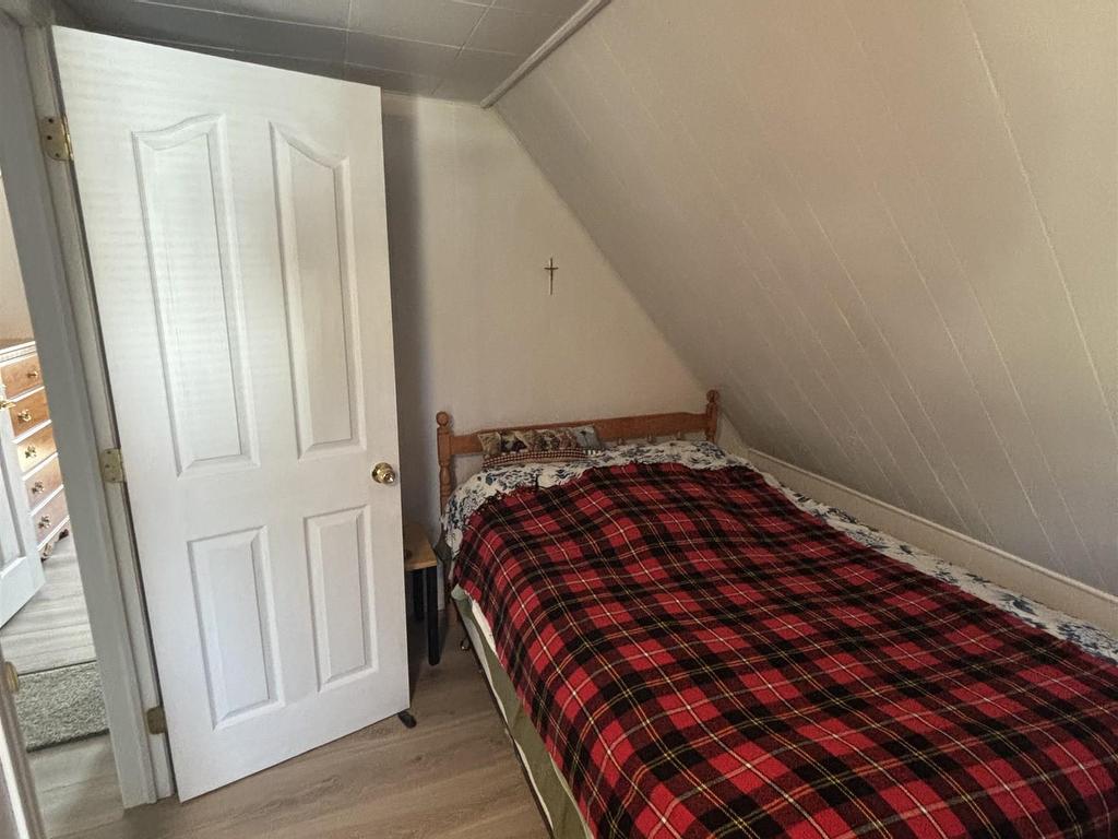 












652 Shore Road

,
Sydney Mines,




NS
B1V 1A1

