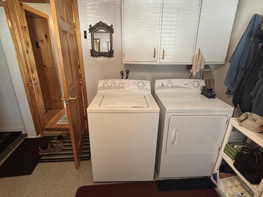 












652 Shore Road

,
Sydney Mines,




NS
B1V 1A1

