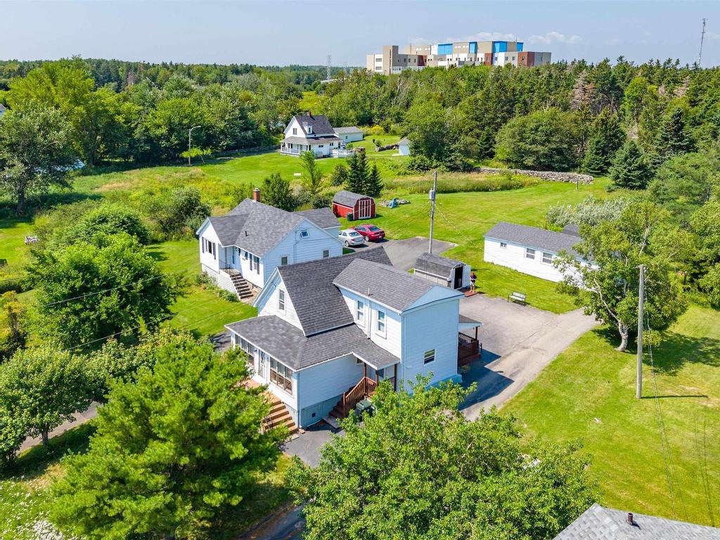 












652 Shore Road

,
Sydney Mines,




NS
B1V 1A1

