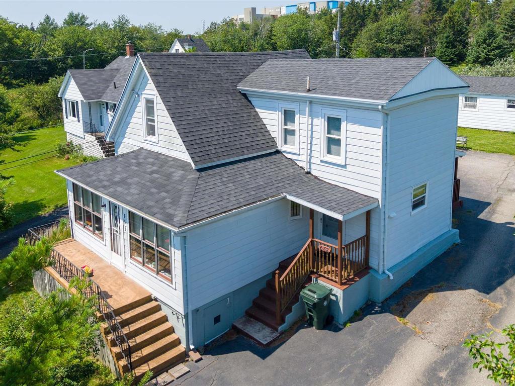 












652 Shore Road

,
Sydney Mines,




NS
B1V 1A1

