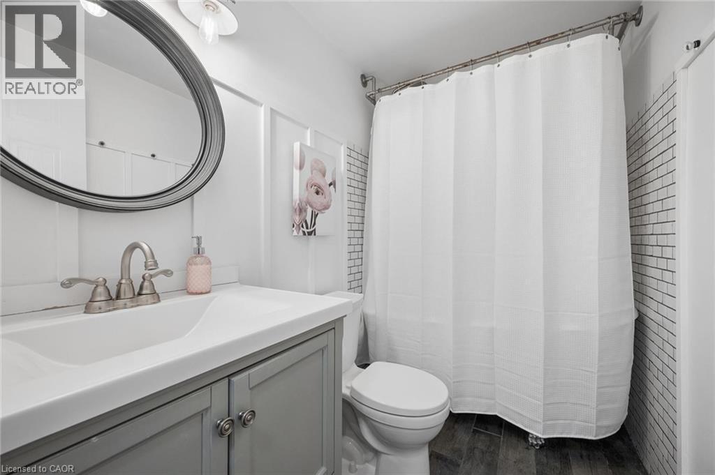 












63 STARVIEW Crescent

,
Guelph,




Ontario
N1E6Z8

