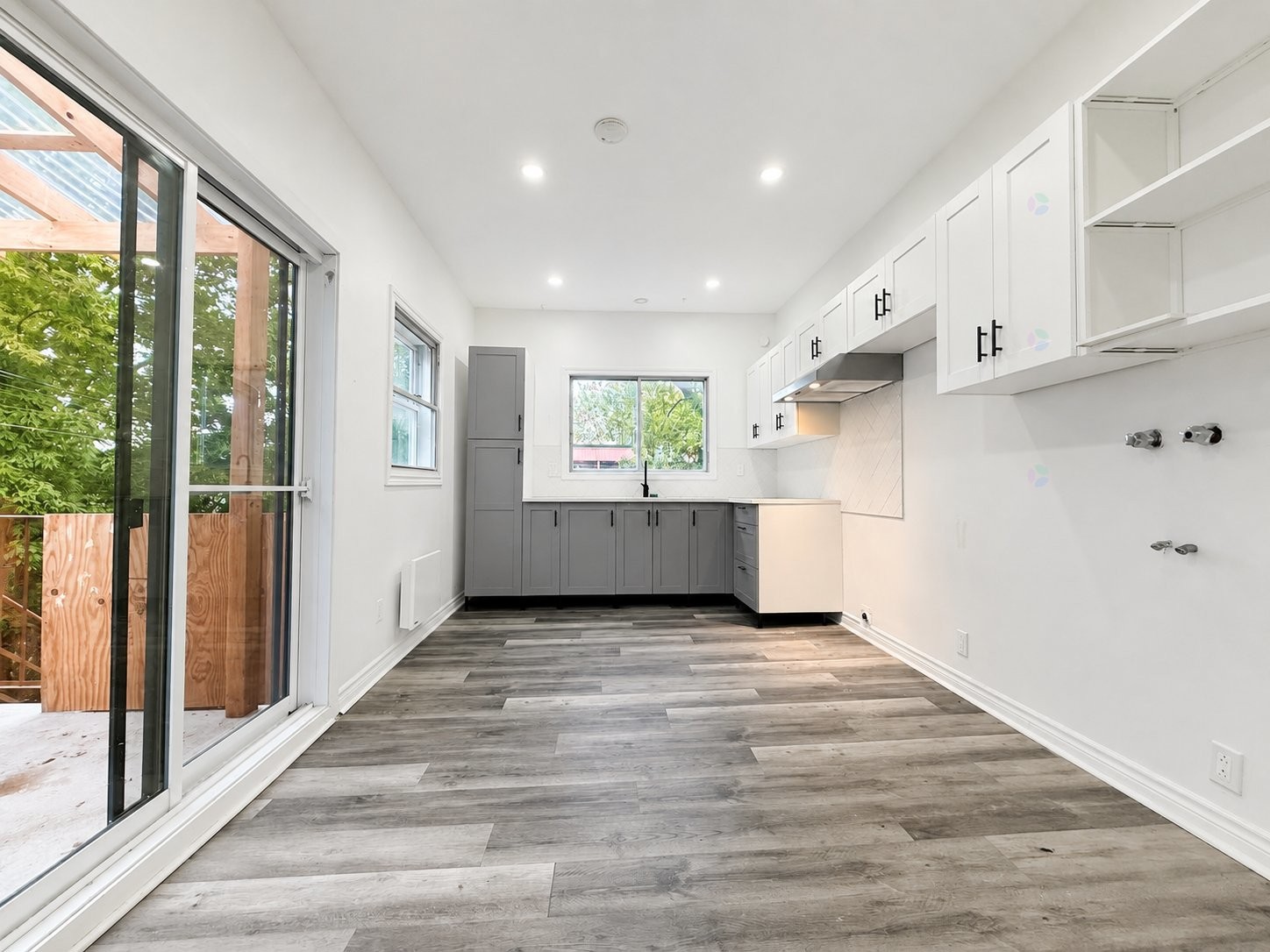 









7848


Rue St-Hubert

,
Montréal (Villeray/Saint-Michel/Parc-Extension),




QC
H2R2P2


