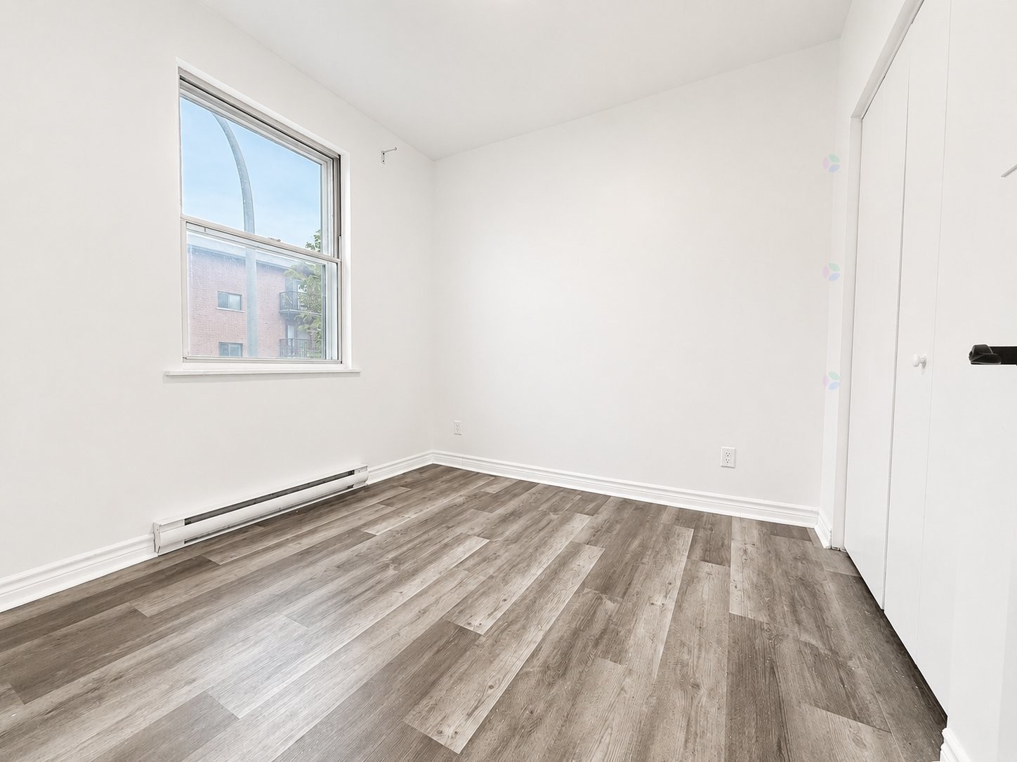 









7848


Rue St-Hubert

,
Montréal (Villeray/Saint-Michel/Parc-Extension),




QC
H2R2P2

