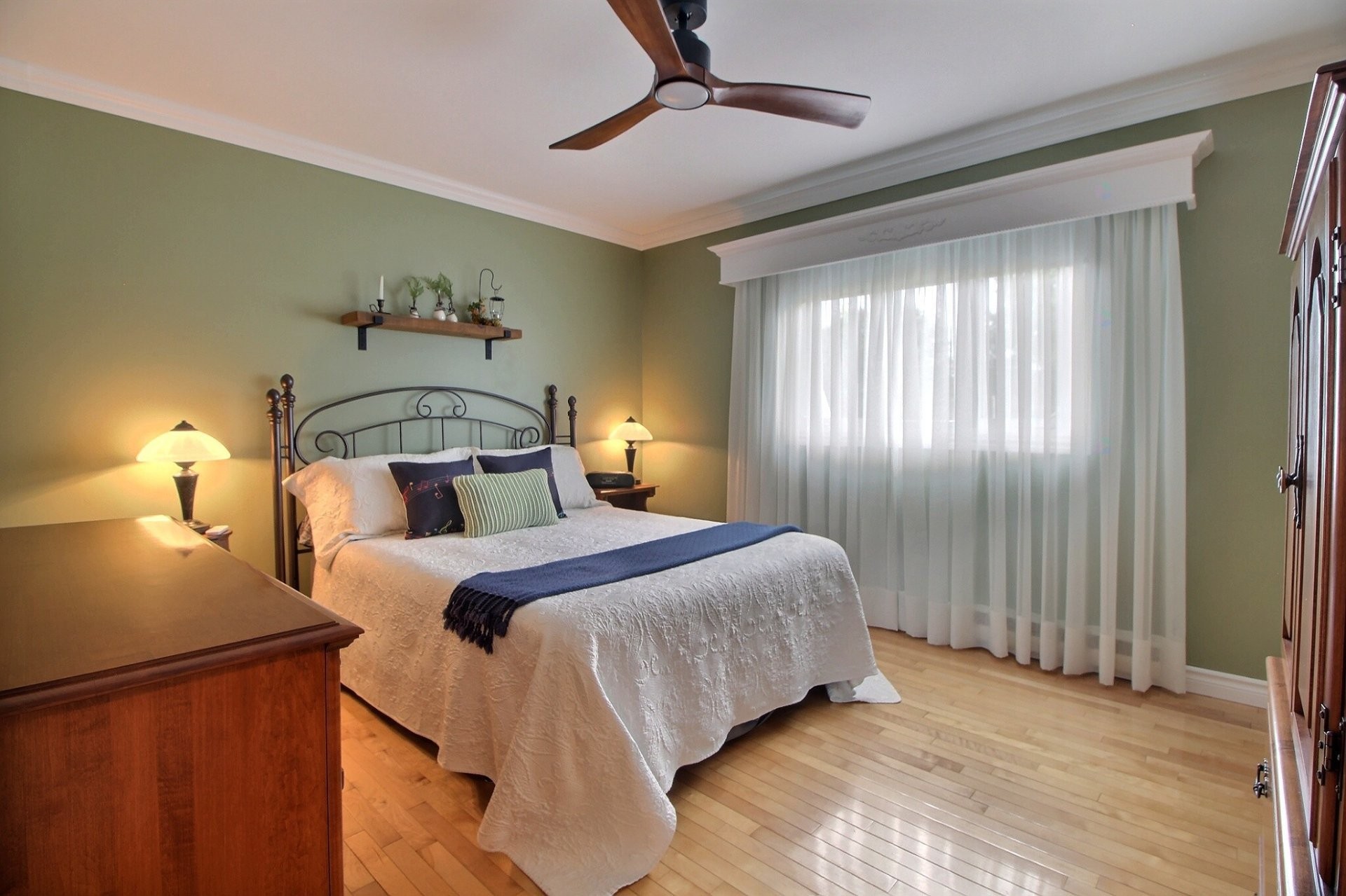 









270


122e Rue

,
Shawinigan,




QC
G9P3N2

