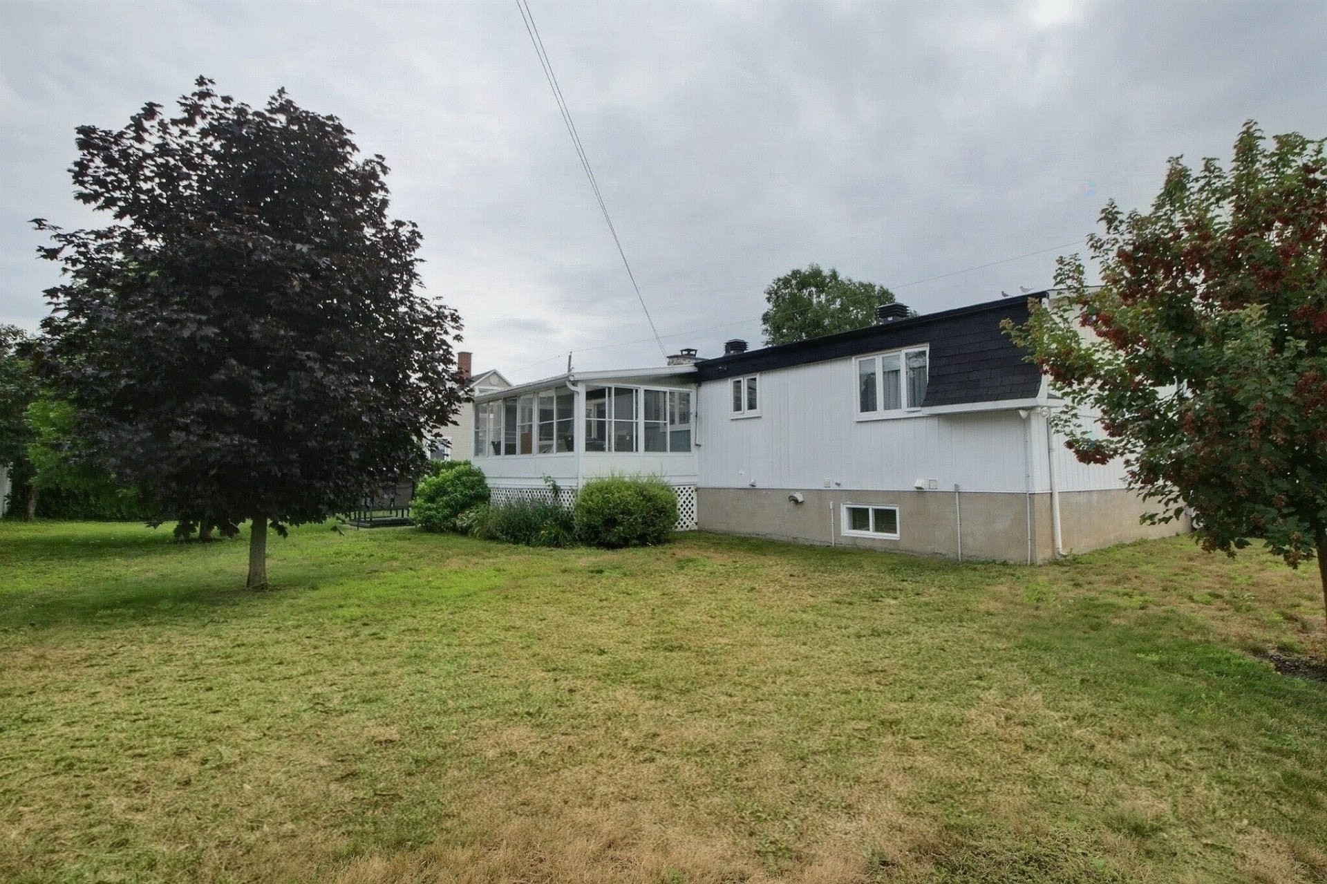 









270


122e Rue

,
Shawinigan,




QC
G9P3N2

