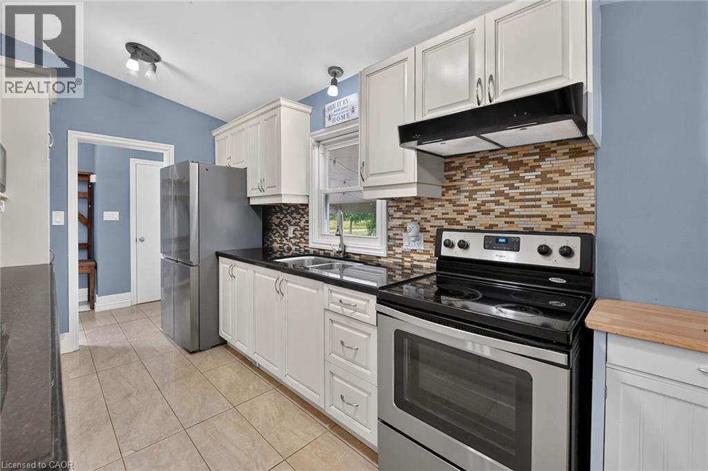 












82822 OLD RIVER Road

,
Wainfleet,




Ontario
L0R2J0

