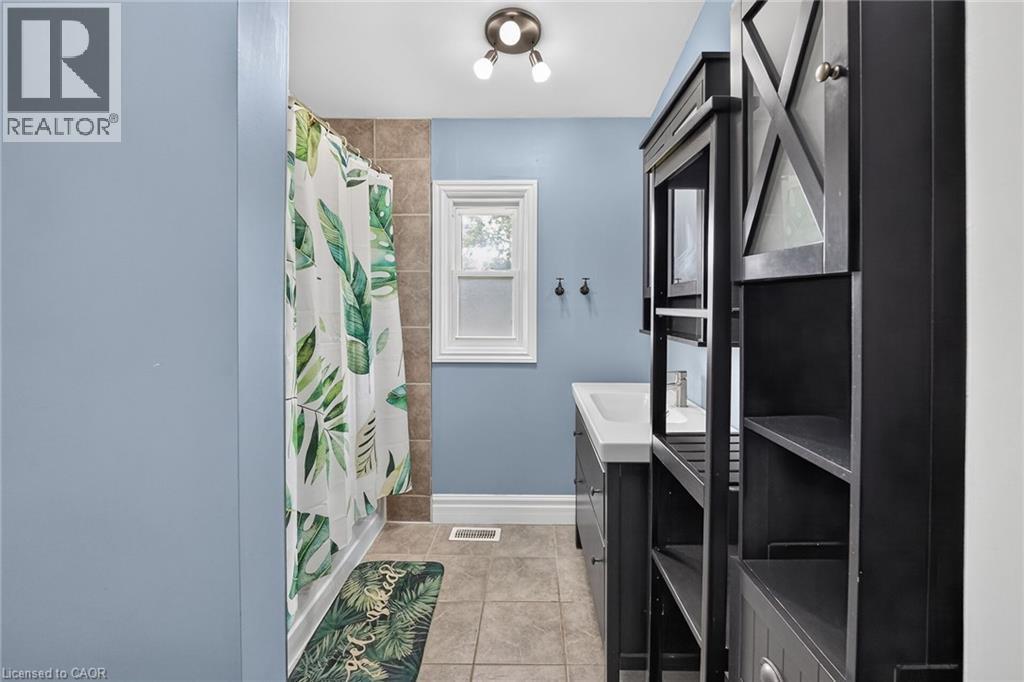












82822 OLD RIVER Road

,
Wainfleet,




Ontario
L0R2J0

