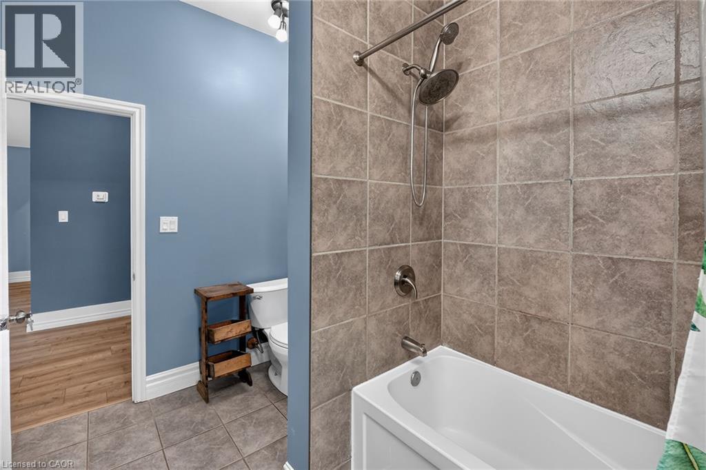 












82822 OLD RIVER Road

,
Wainfleet,




Ontario
L0R2J0

