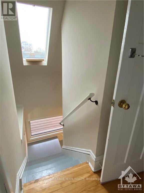 












B - 427 SUNNYSIDE AVENUE

,
Ottawa,




Ontario
K1S0S6

