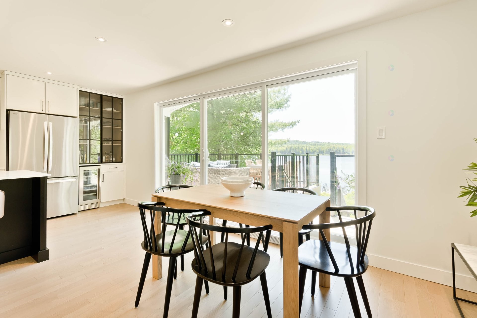 









375


Rue des Sapins

,
Sainte-Catherine-de-Hatley,




QC
J0B1W0

