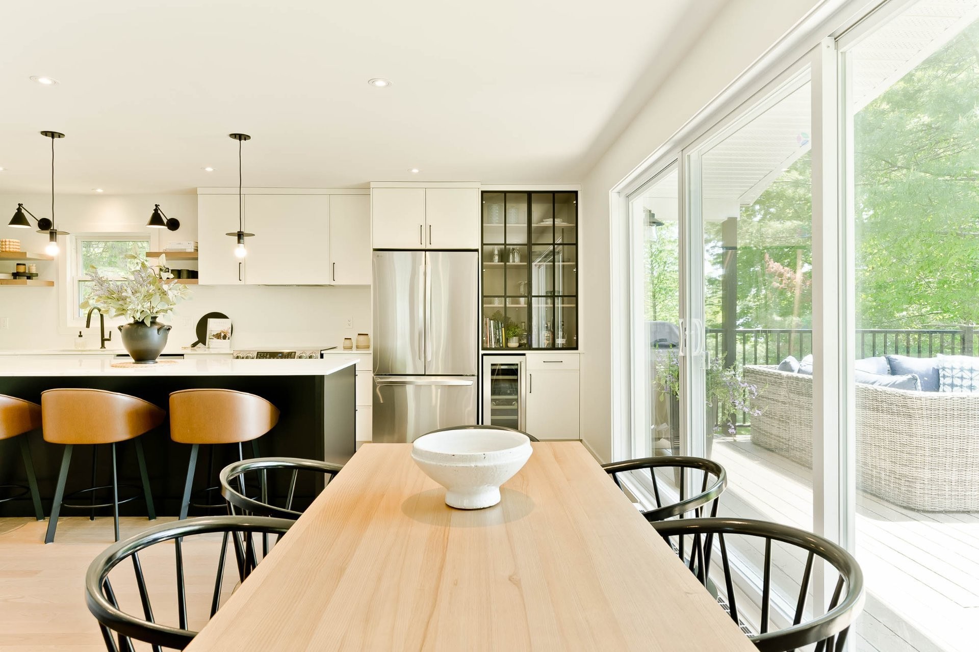 









375


Rue des Sapins

,
Sainte-Catherine-de-Hatley,




QC
J0B1W0

