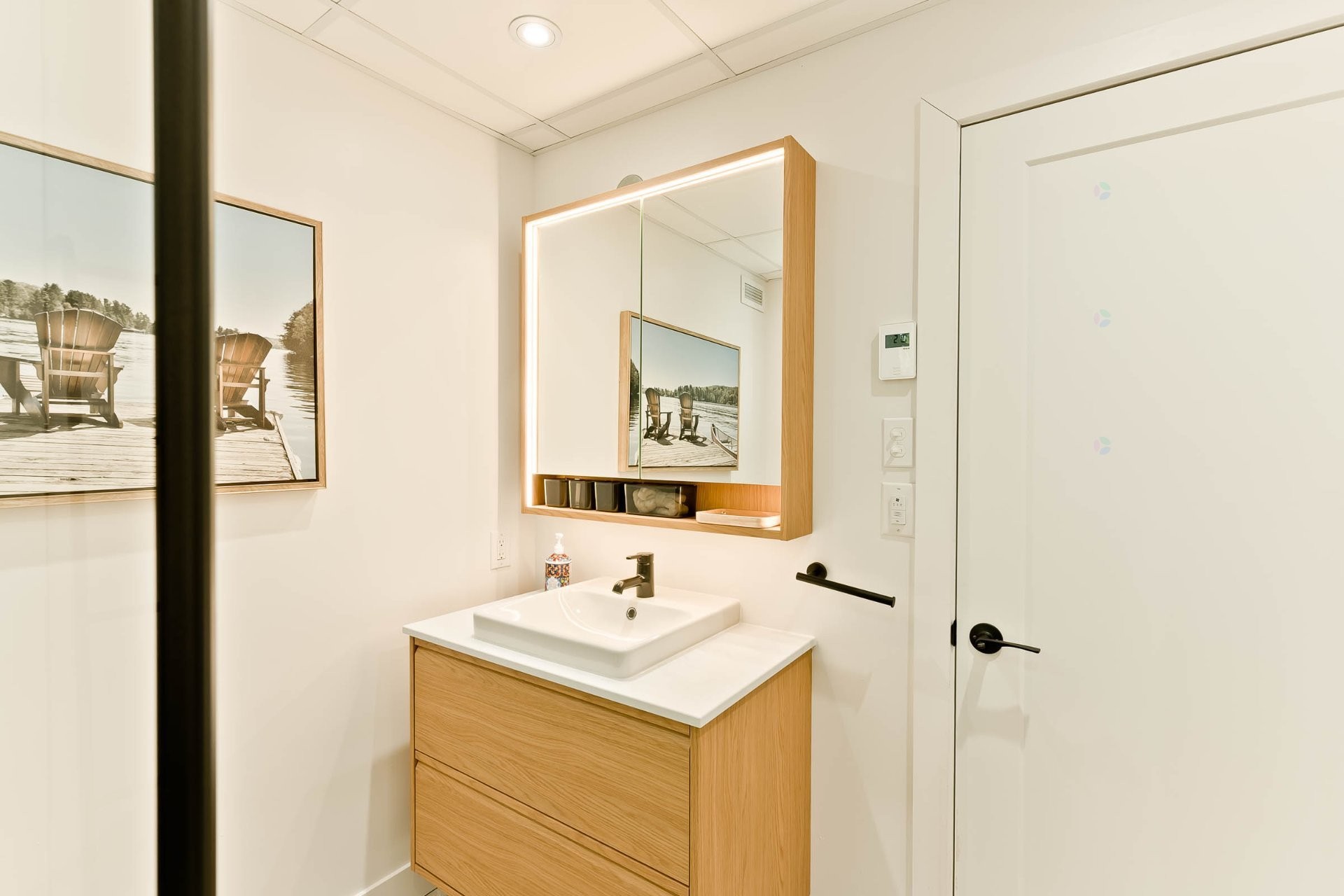 









375


Rue des Sapins

,
Sainte-Catherine-de-Hatley,




QC
J0B1W0

