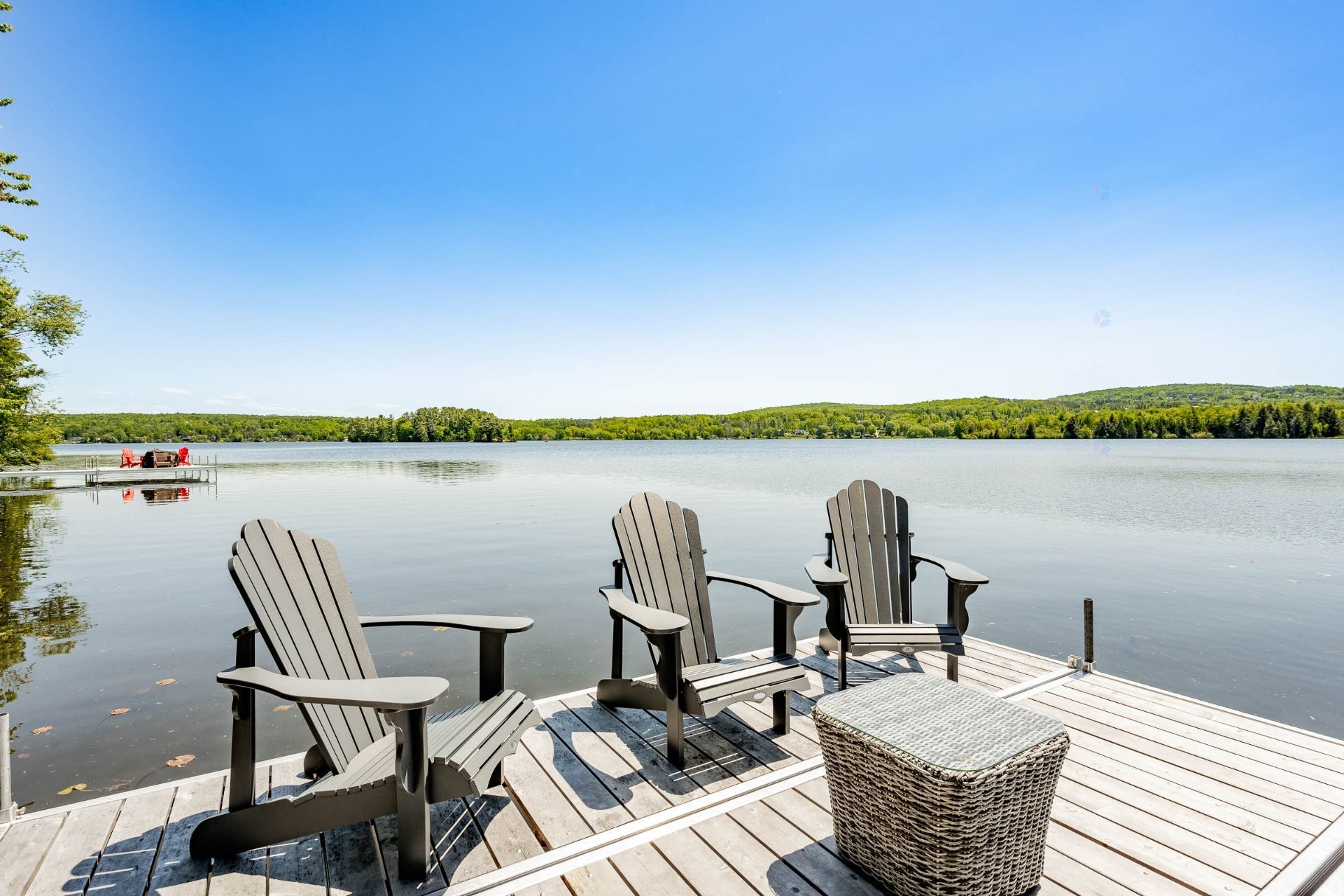 









375


Rue des Sapins

,
Sainte-Catherine-de-Hatley,




QC
J0B1W0

