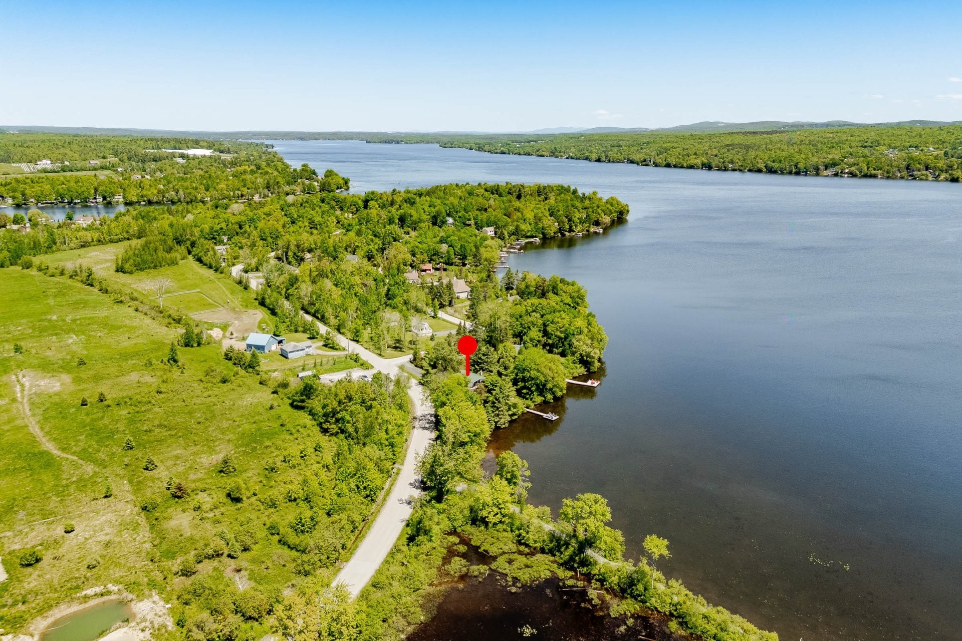 









375


Rue des Sapins

,
Sainte-Catherine-de-Hatley,




QC
J0B1W0

