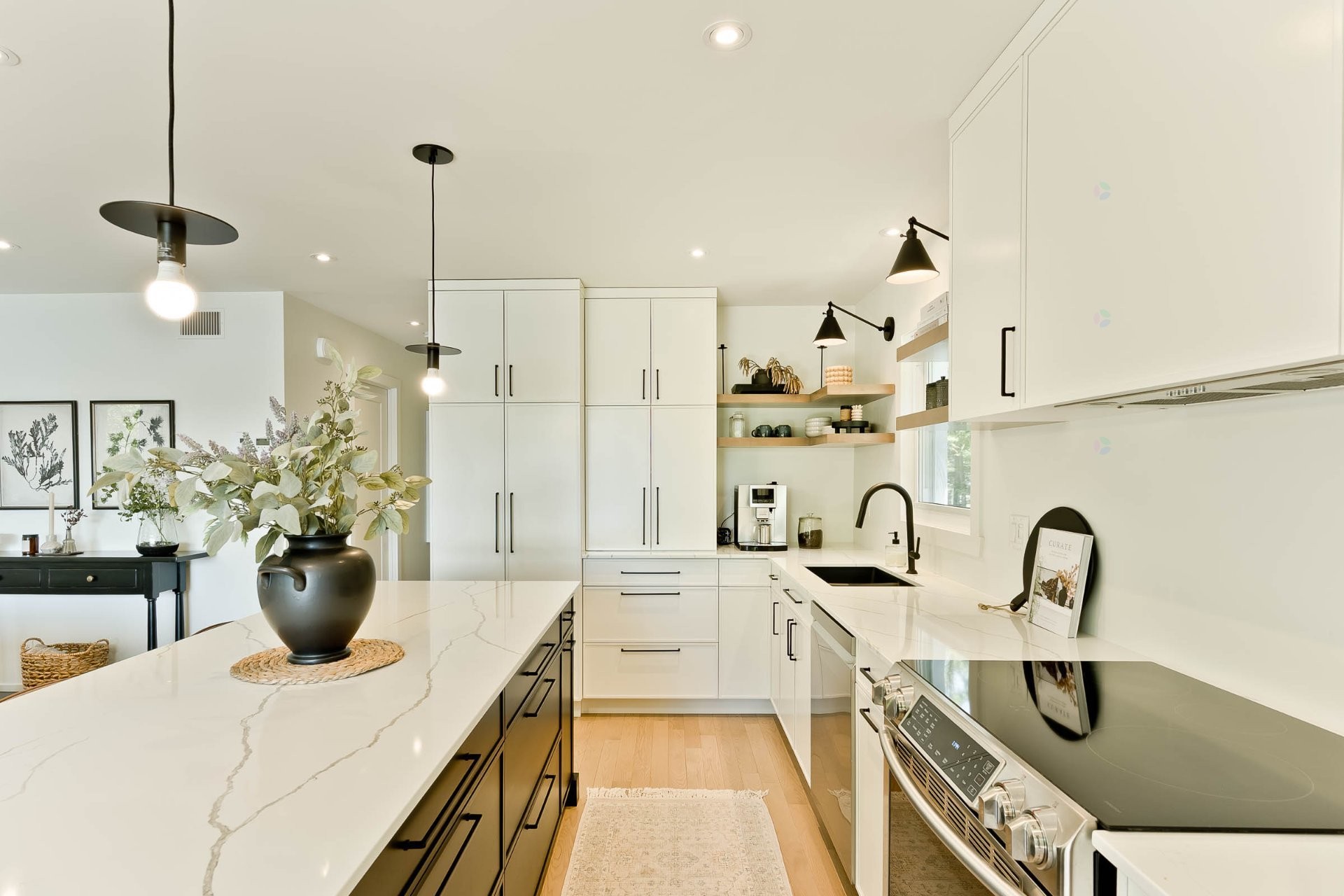 









375


Rue des Sapins

,
Sainte-Catherine-de-Hatley,




QC
J0B1W0

