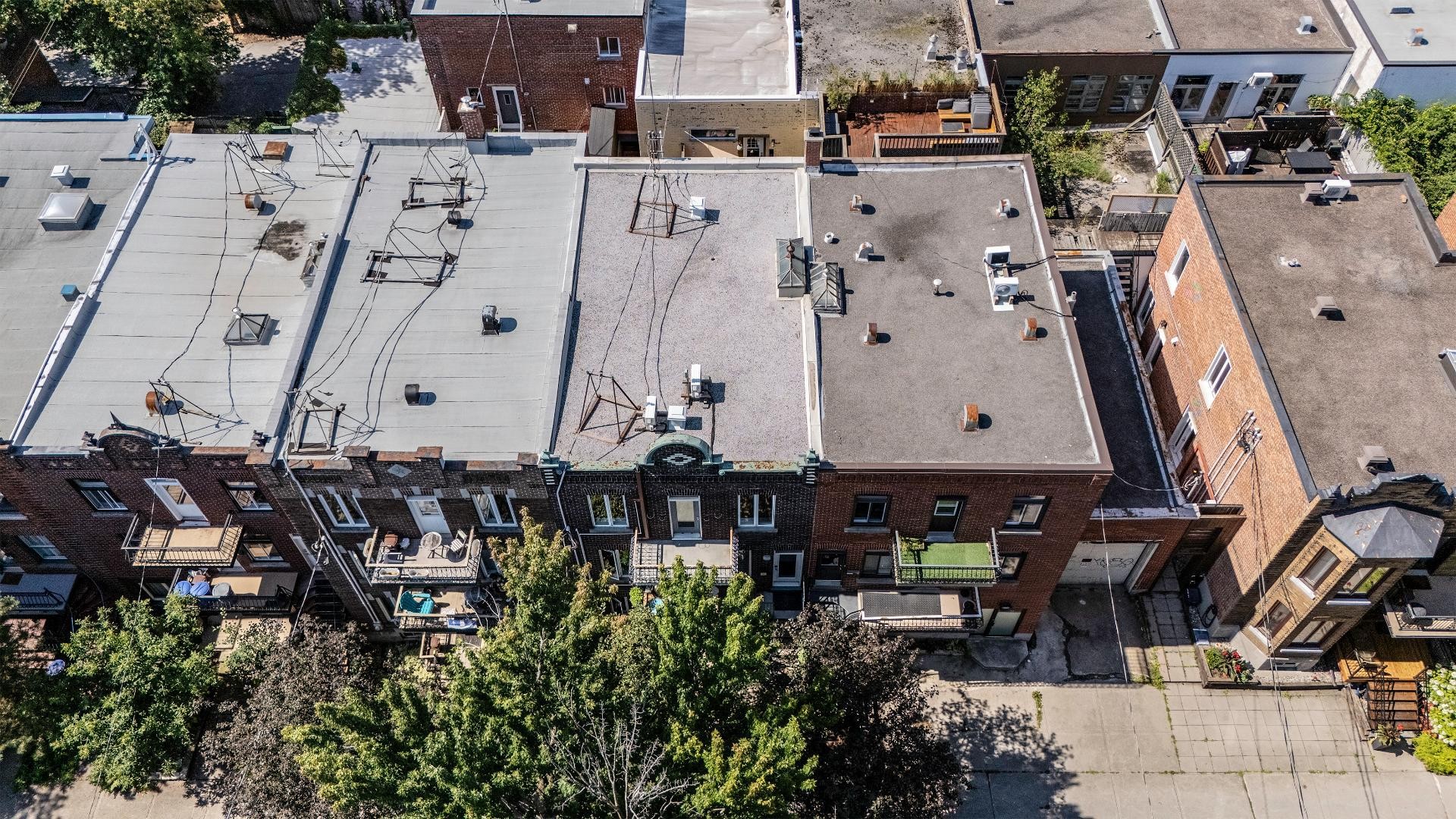 









5266


Rue Fabre

,
Montréal (Le Plateau-Mont-Royal),




QC
H2J3W5

