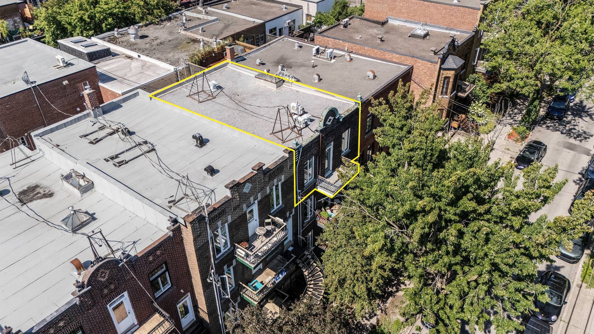 









5266


Rue Fabre

,
Montréal (Le Plateau-Mont-Royal),




QC
H2J3W5

