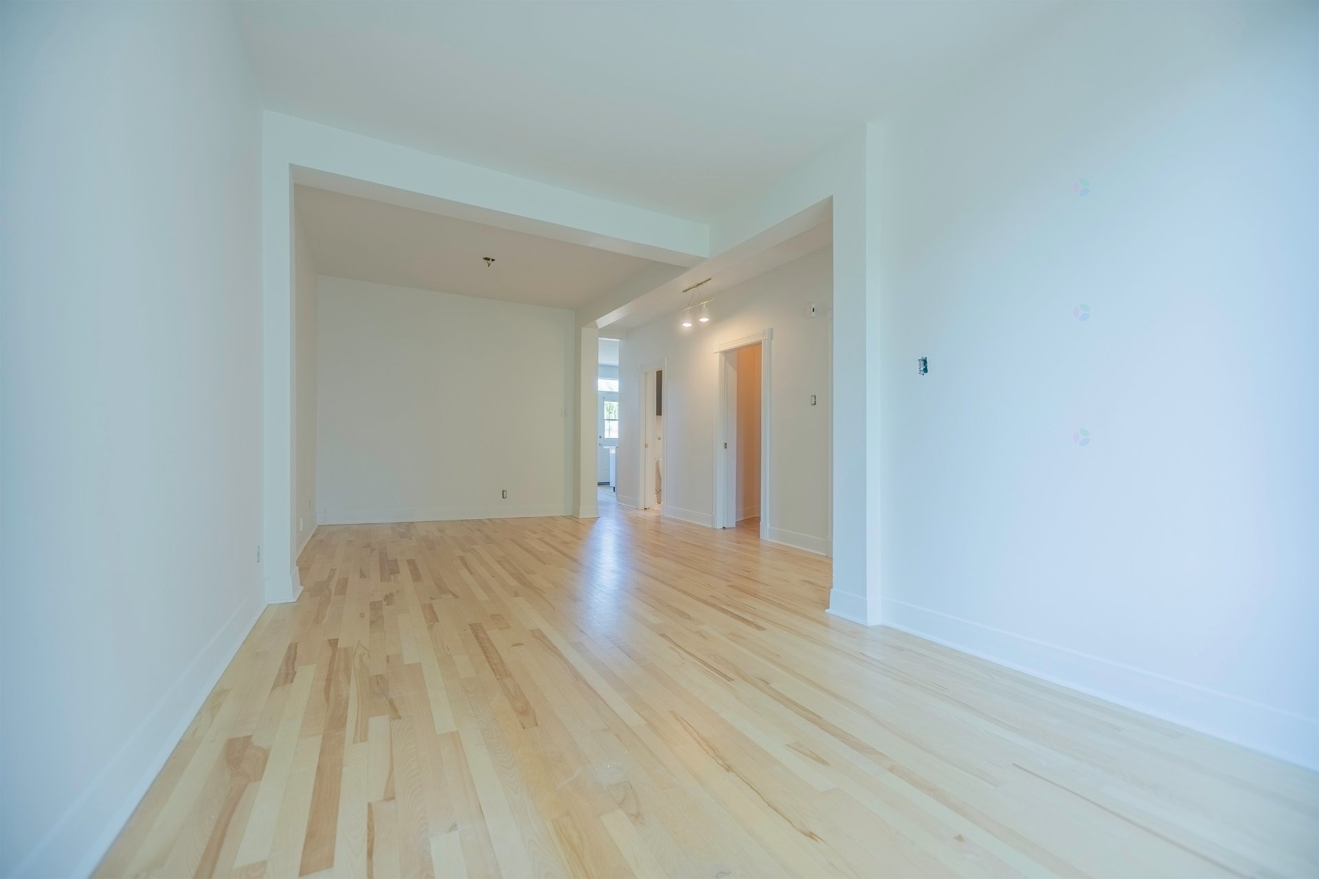 









5266


Rue Fabre

,
Montréal (Le Plateau-Mont-Royal),




QC
H2J3W5

