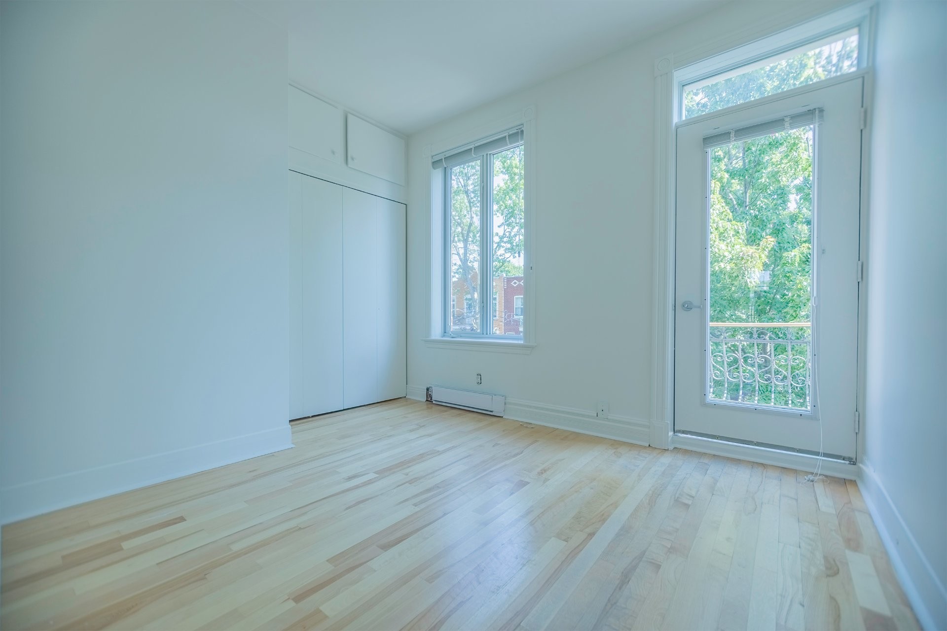 









5266


Rue Fabre

,
Montréal (Le Plateau-Mont-Royal),




QC
H2J3W5

