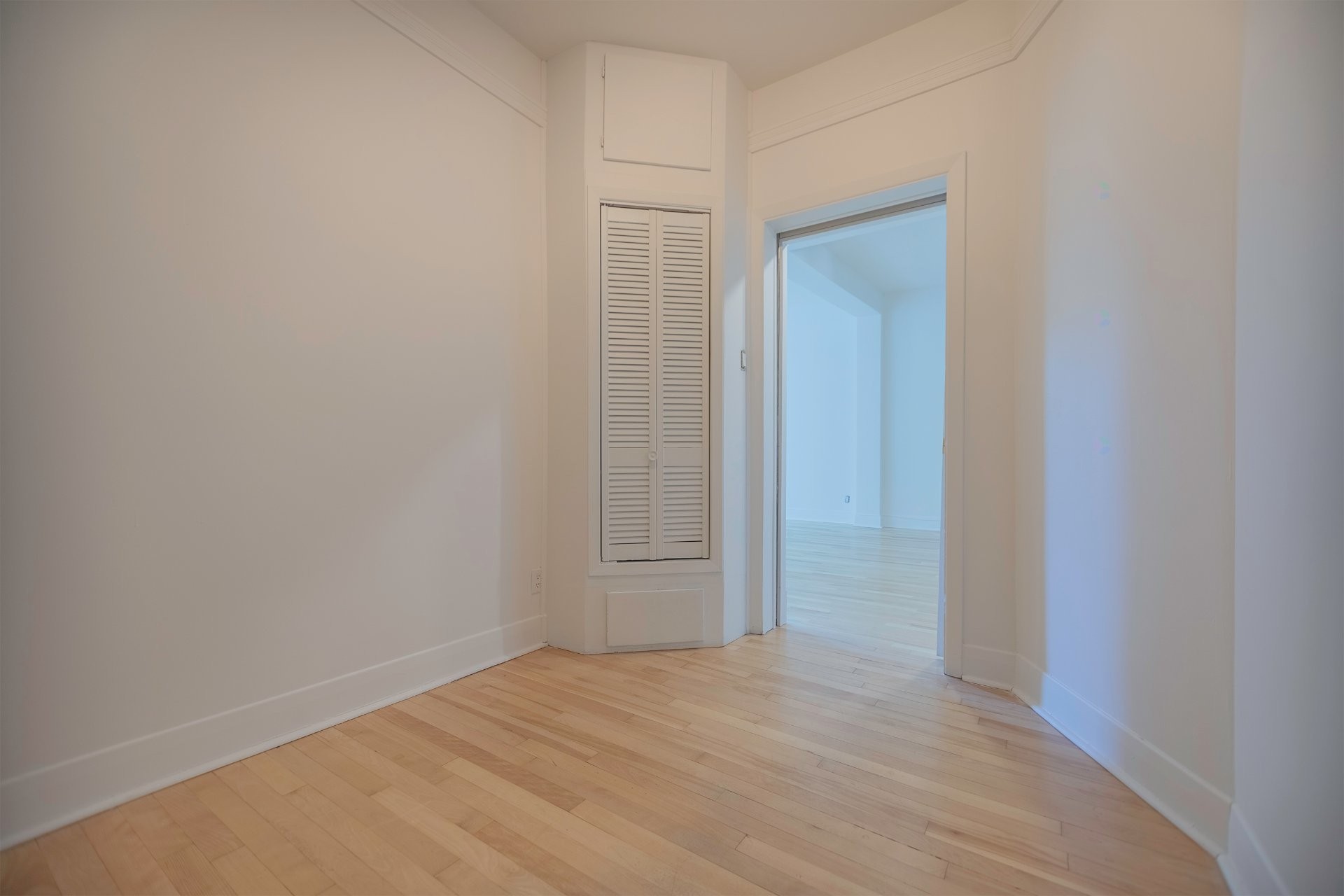 









5266


Rue Fabre

,
Montréal (Le Plateau-Mont-Royal),




QC
H2J3W5

