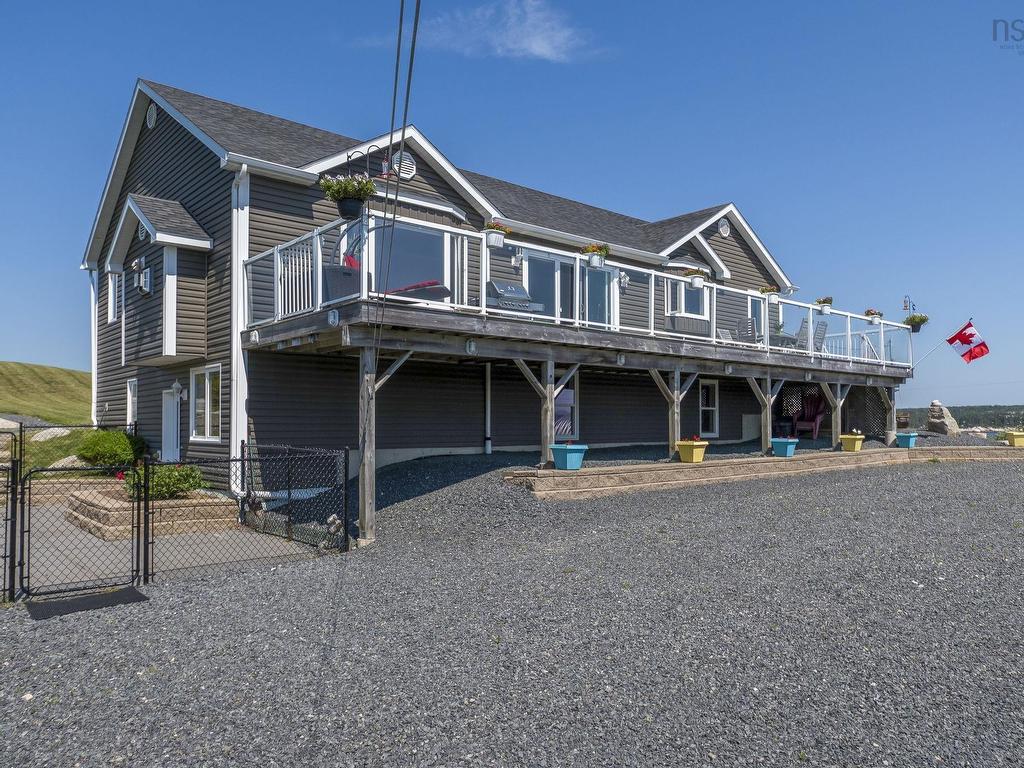 












21 Leo Lane

,
Terence Bay,




NS
B3T 0B7

