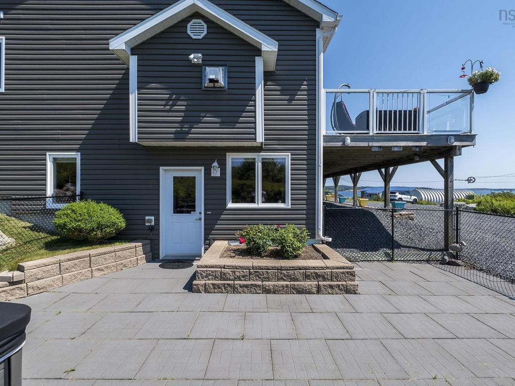 












21 Leo Lane

,
Terence Bay,




NS
B3T 0B7

