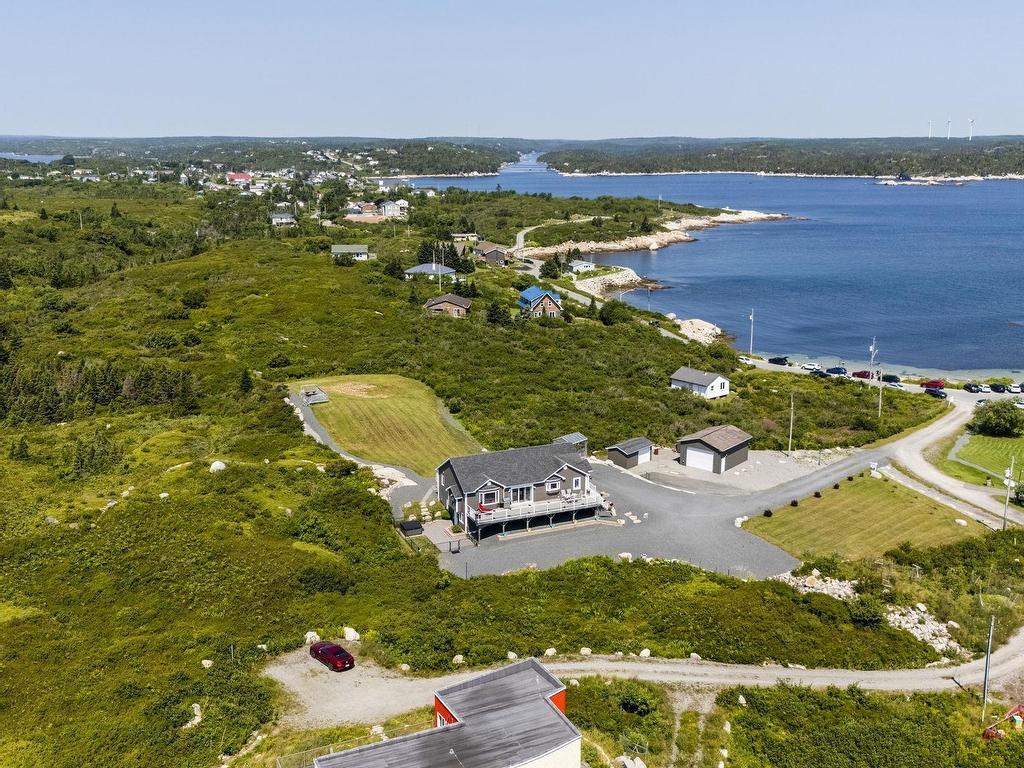 












21 Leo Lane

,
Terence Bay,




NS
B3T 0B7

