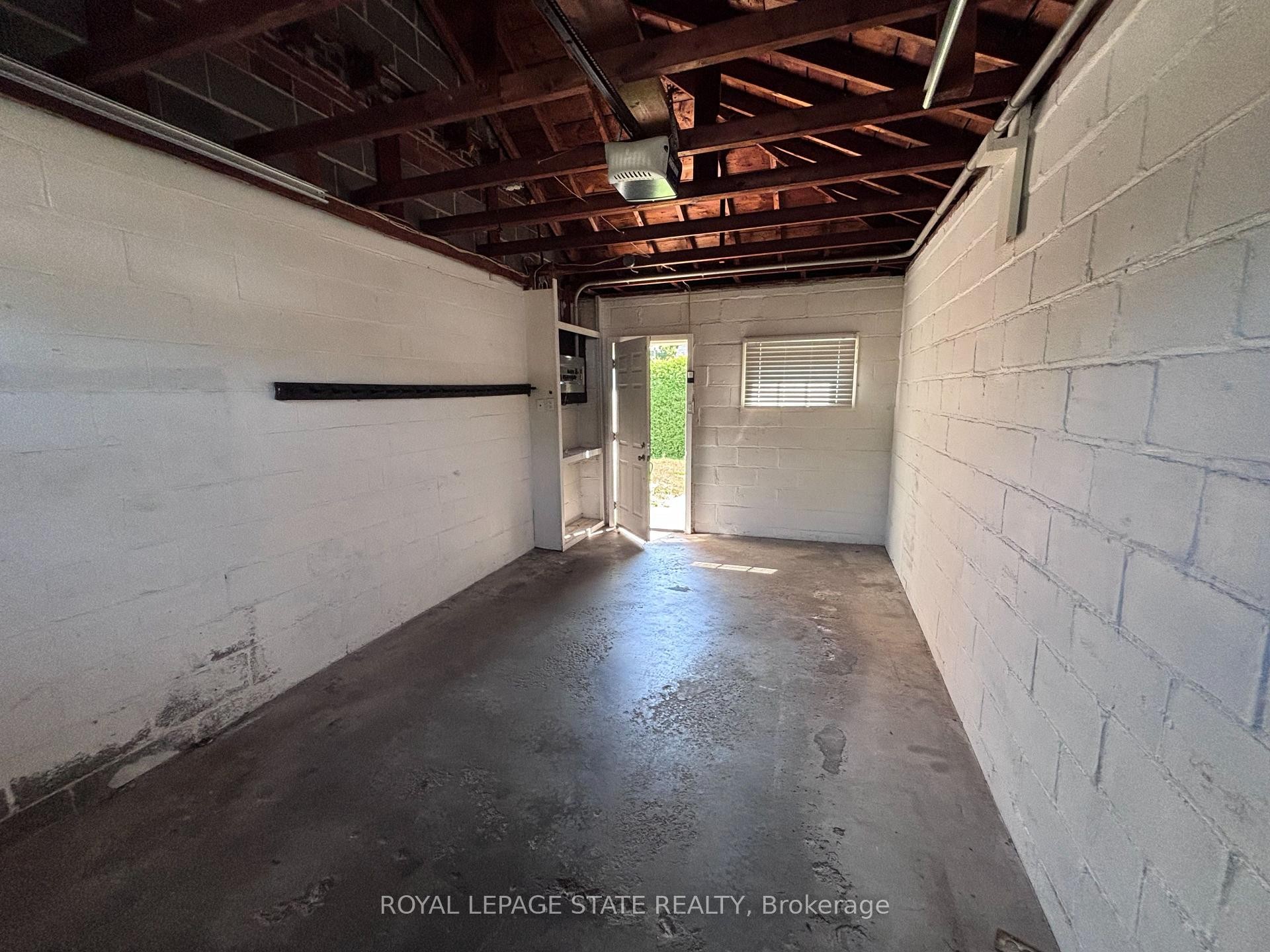 









48


Mountain

Avenue North,
Hamilton,




ON
L8G 3N9

