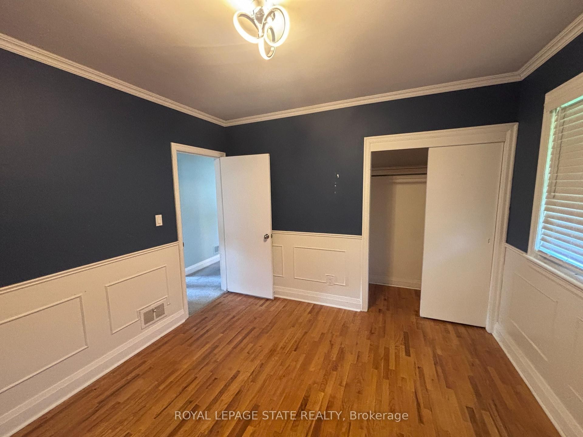 









48


Mountain

Avenue North,
Hamilton,




ON
L8G 3N9

