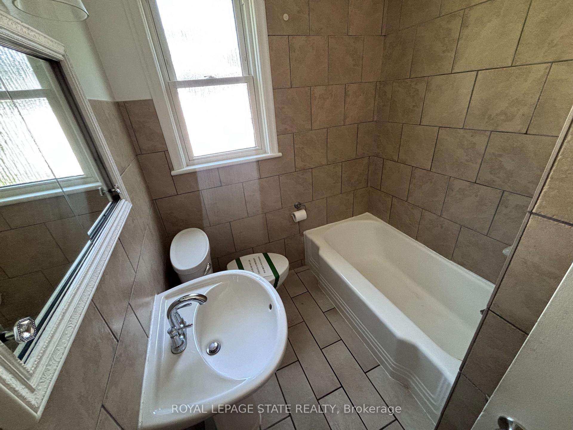 









48


Mountain

Avenue North,
Hamilton,




ON
L8G 3N9


