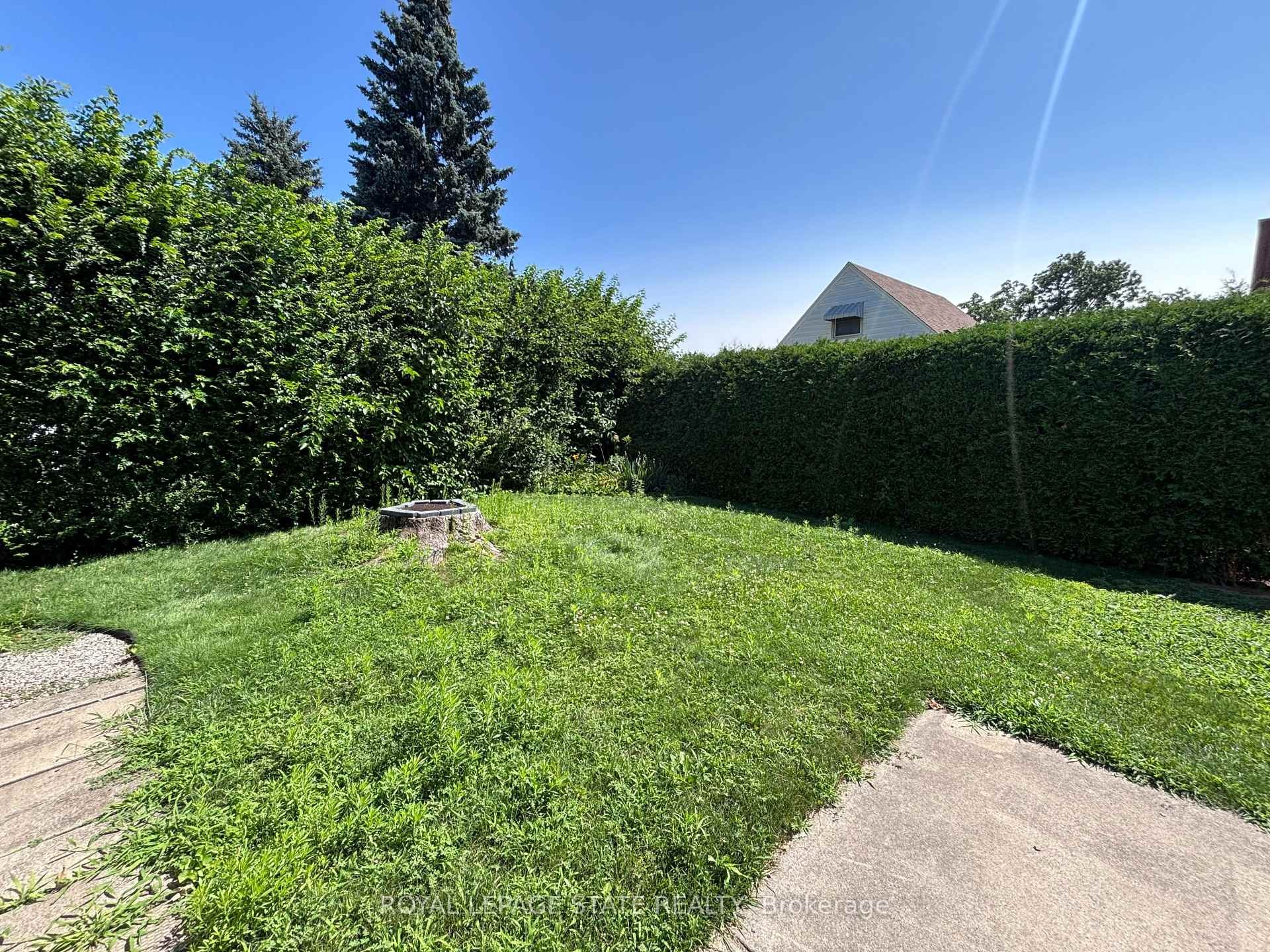









48


Mountain

Avenue North,
Hamilton,




ON
L8G 3N9

