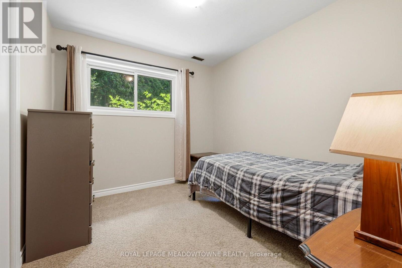












6733 25 SIDE ROAD

,
Halton Hills,




Ontario
L7J2L7

