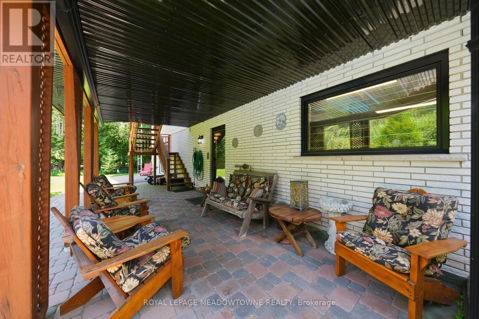 












6733 25 SIDE ROAD

,
Halton Hills,




Ontario
L7J2L7

