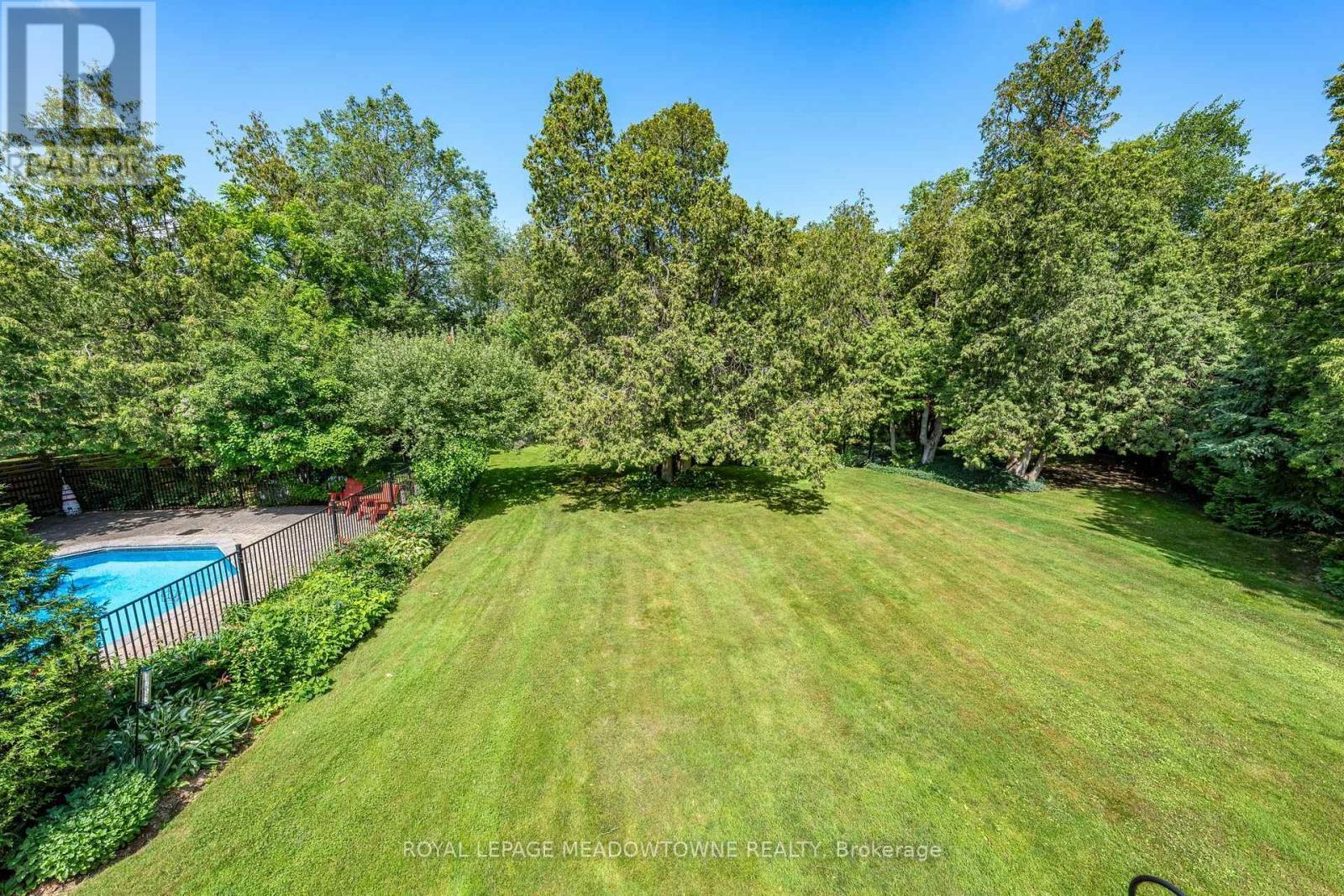 












6733 25 SIDE ROAD

,
Halton Hills,




Ontario
L7J2L7

