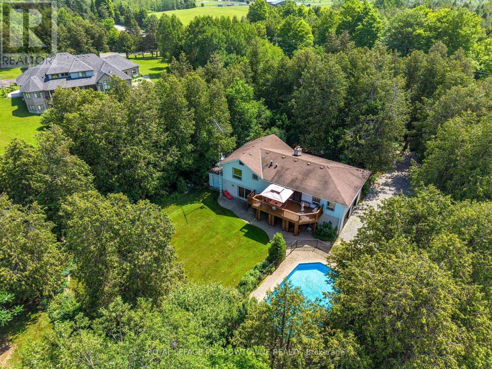 












6733 25 SIDE ROAD

,
Halton Hills,




Ontario
L7J2L7

