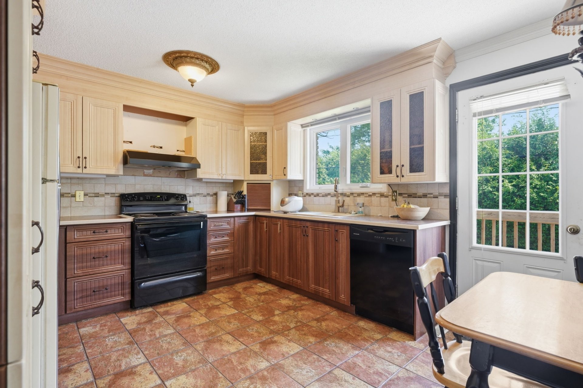 









6


Rue Paquin

,
Gatineau (Gatineau),




QC
J8V1E1

