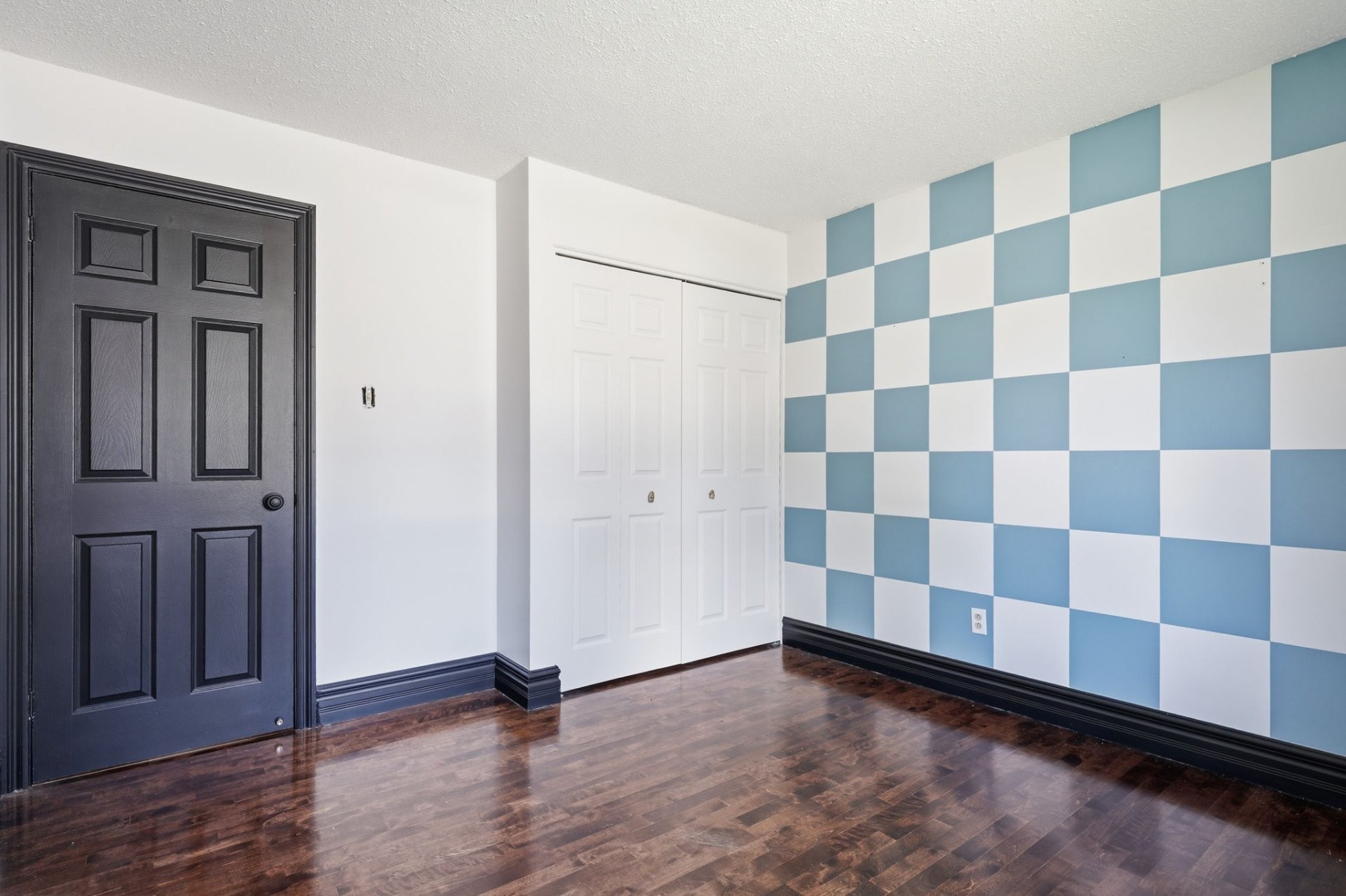 









6


Rue Paquin

,
Gatineau (Gatineau),




QC
J8V1E1

