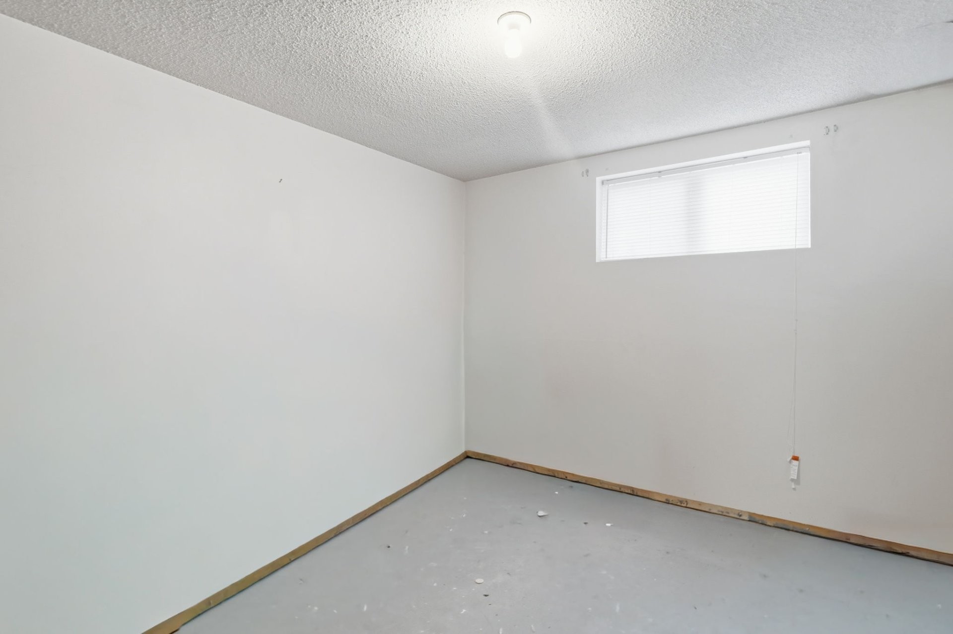 









6


Rue Paquin

,
Gatineau (Gatineau),




QC
J8V1E1

